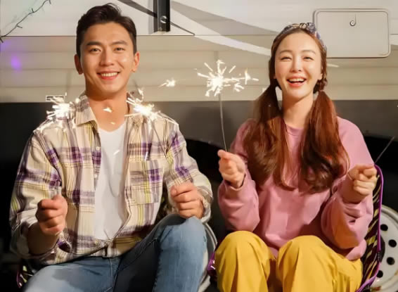 有些女人面对男人的暧昧，并没有明确拒绝